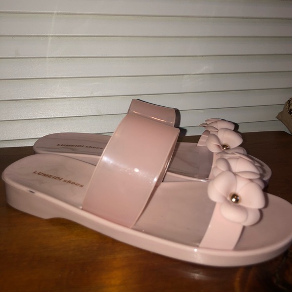 Urban Outfitters Pink Floral Open Toe Slides - Picture 6 of 6